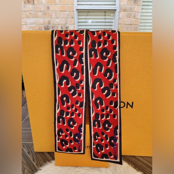 Stephen Sprouse Red Leopard Bandaue - Picture 6 of 11